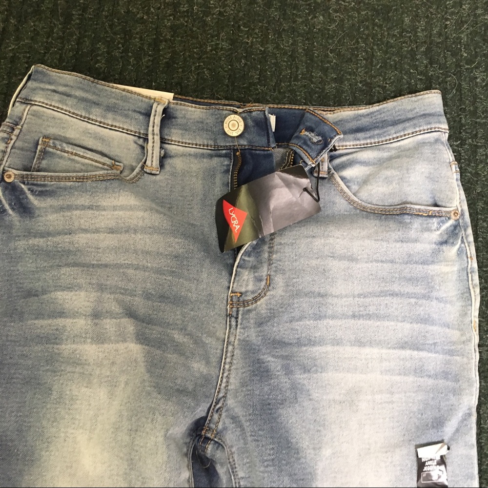 High wasted skinny jeans